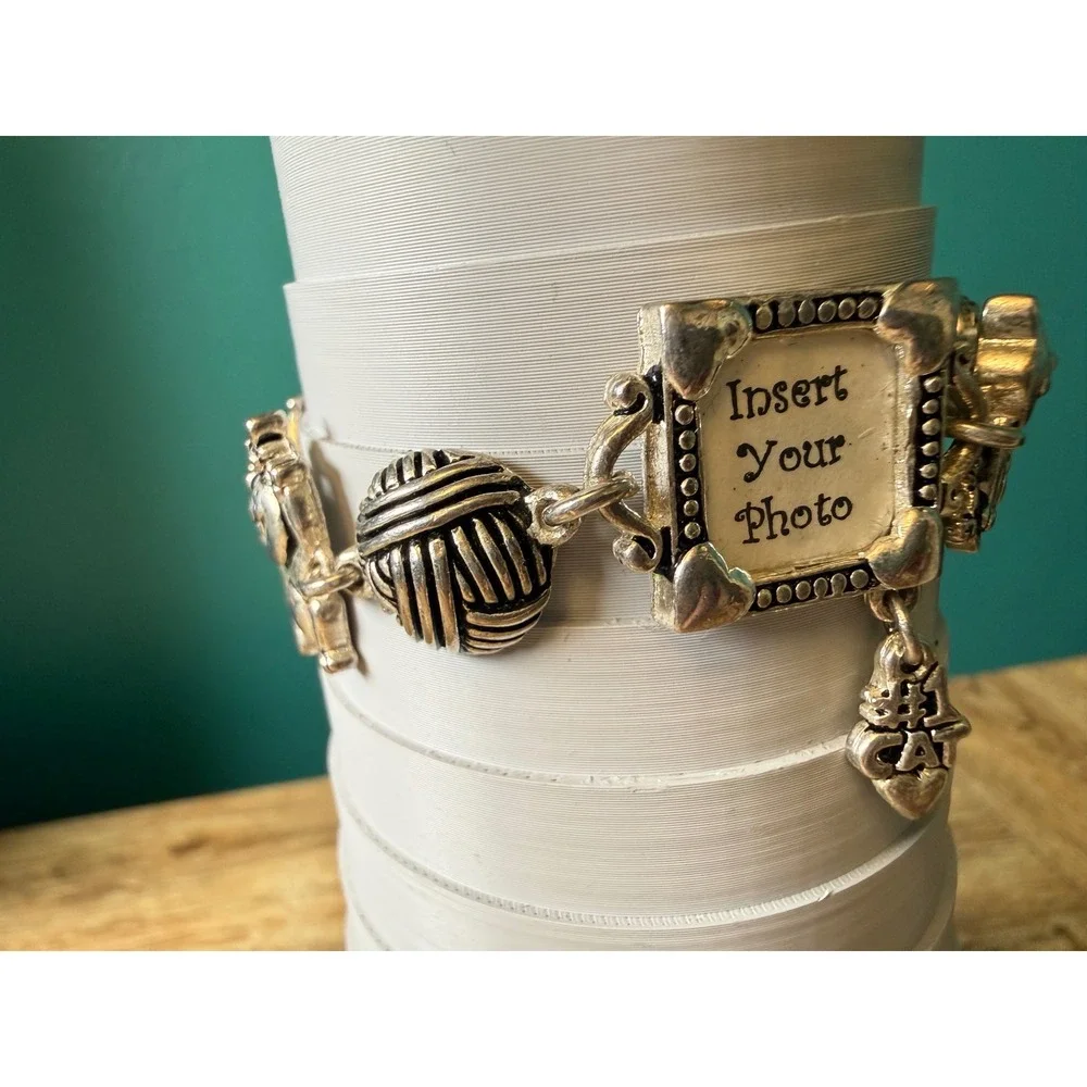 Cookie Lee Charm Bracelet Womens 6.5 Silver Cat Mom Tuna Breath Photo Frame Y2K